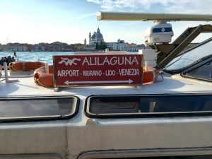 Transfer Flughafen Venedig mit dem Alilaguna Schiff